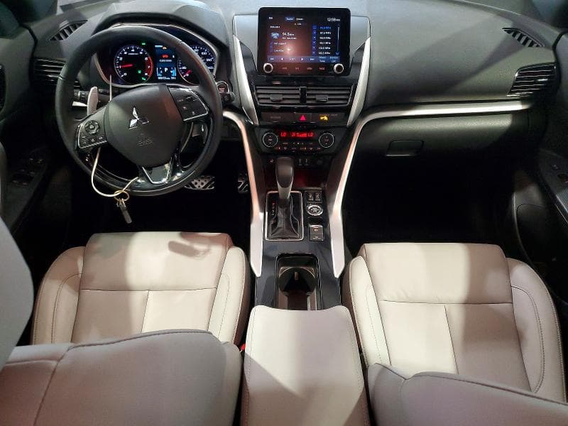 2024 MITSUBISHI ECLIPSE CROSS SE 8
