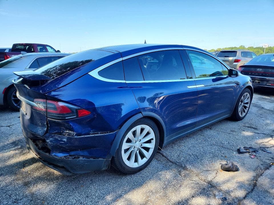 2017 TESLA MODEL X 3