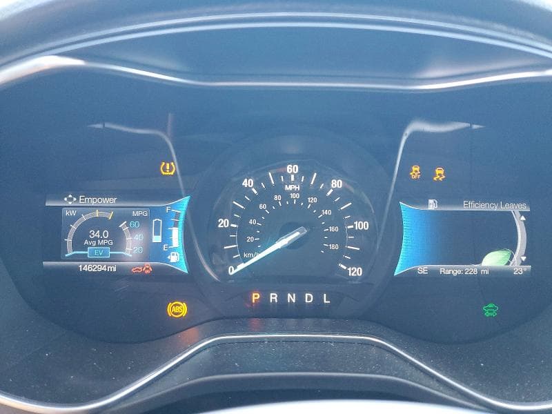 2017 FORD FUSION TITANIUM PHEV 9