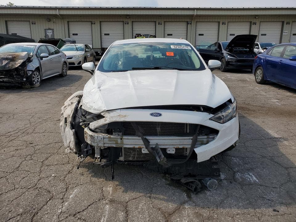 2017 FORD FUSION SE 5