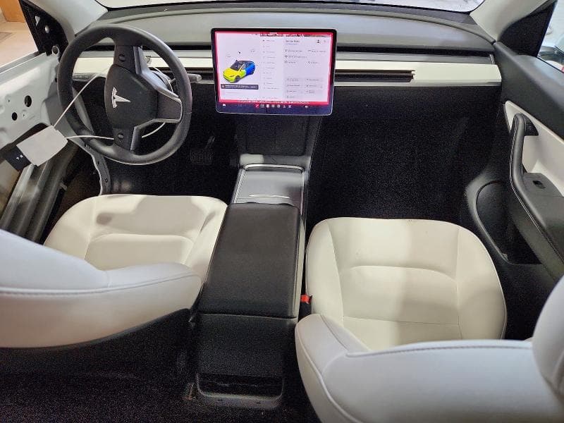 2021 TESLA MODEL Y 8