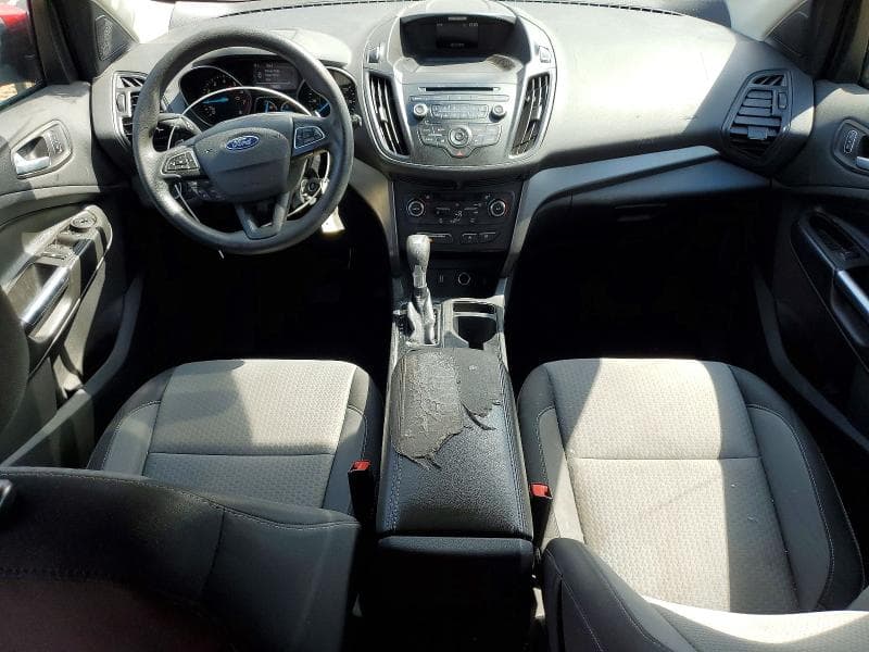 2017 FORD ESCAPE SE 8