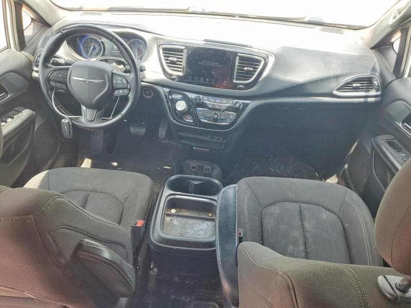 2019 CHRYSLER PACIFICA TOURING PLUS 8