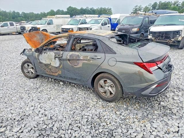 2025 HYUNDAI ELANTRA SE 2
