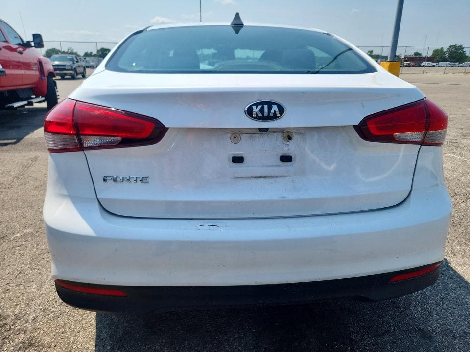 2018 KIA FORTE LX 6