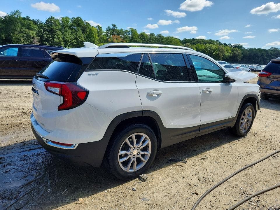 2024 GMC TERRAIN SLT 3