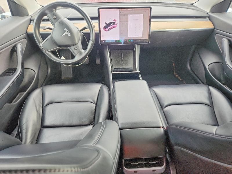 2018 TESLA MODEL 3 8