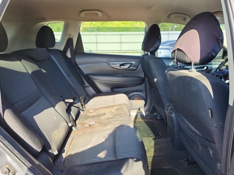 2017 NISSAN ROGUE SV 11