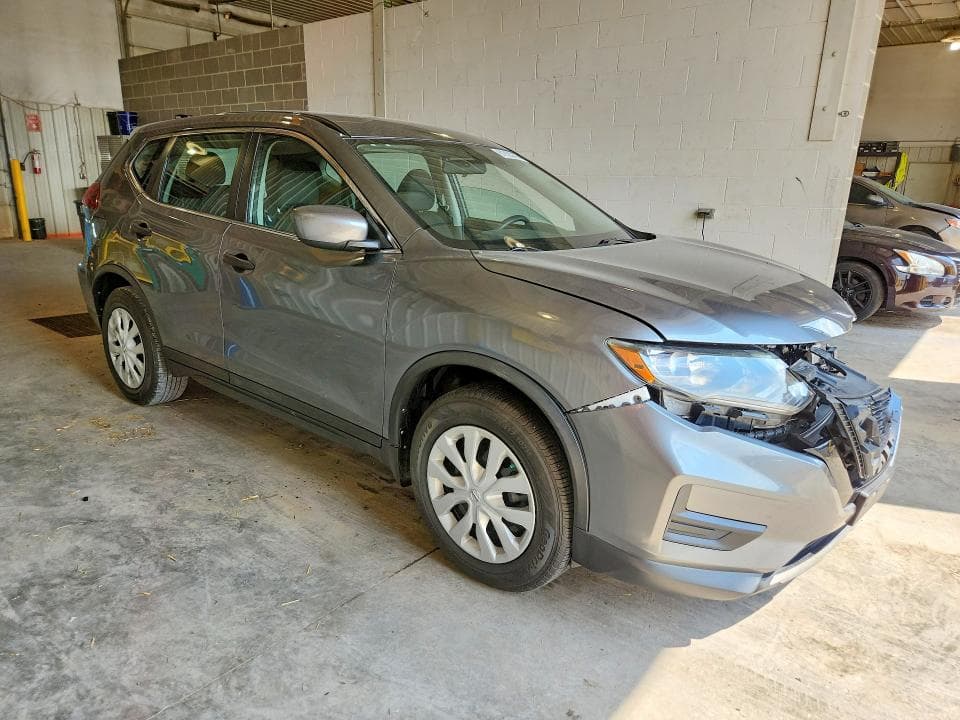 2018 NISSAN ROGUE S 4