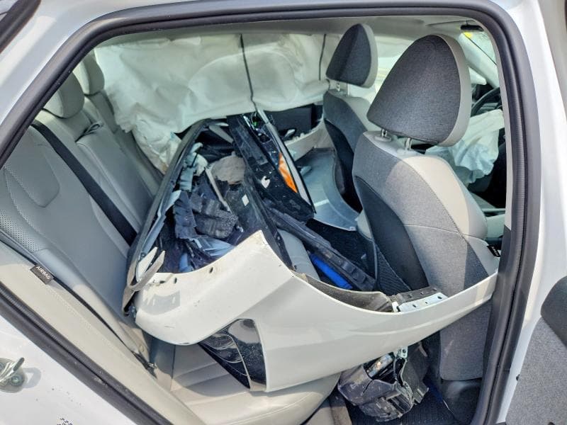 2024 HYUNDAI ELANTRA LIMITED 10