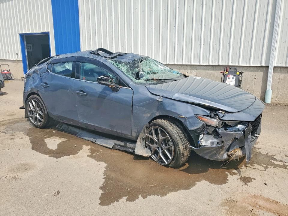 2025 MAZDA 3 PREMIUM 4