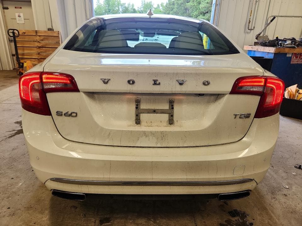 2018 VOLVO S60 PREMIER 6