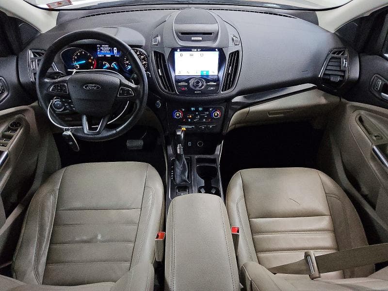 2017 FORD ESCAPE TITANIUM 8