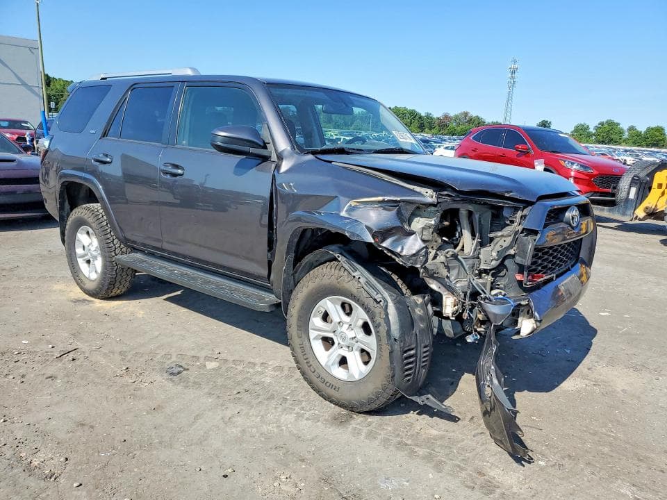 2017 TOYOTA 4RUNNER SR5 4