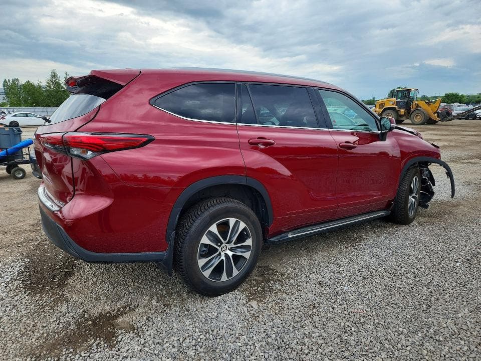 2020 TOYOTA HIGHLANDER XLE 3