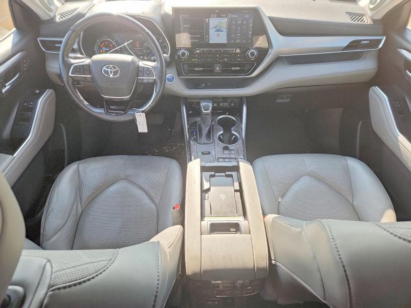 2021 TOYOTA HIGHLANDER HYBRID PLATINUM 8