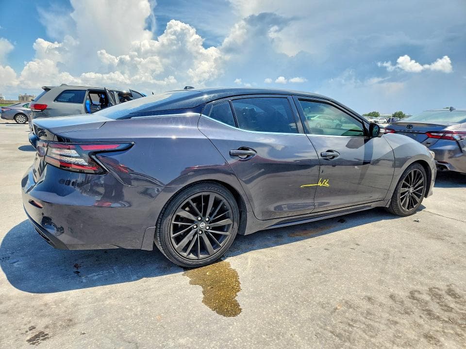 2021 NISSAN MAXIMA PLATINUM 3