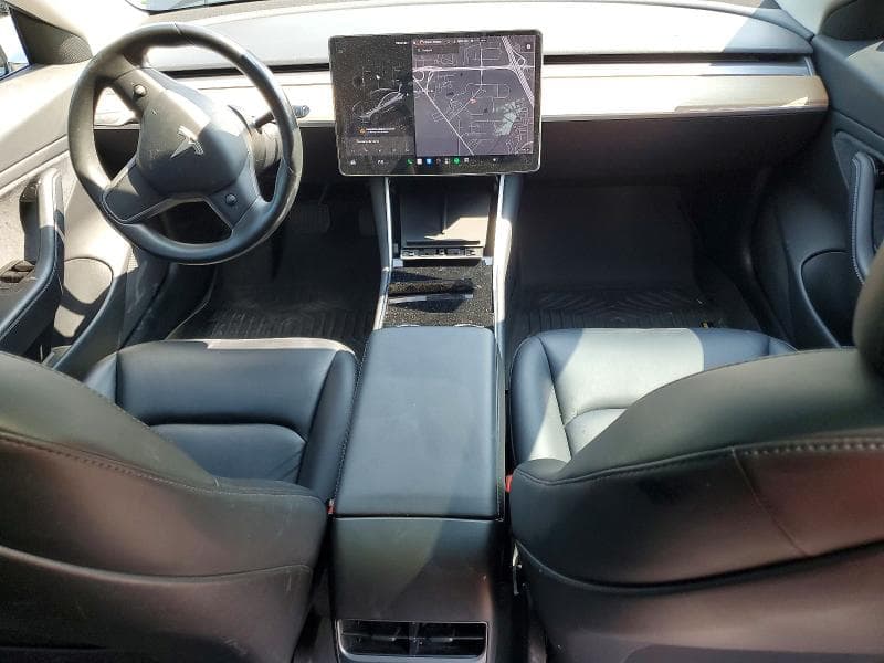 2018 TESLA MODEL 3 8