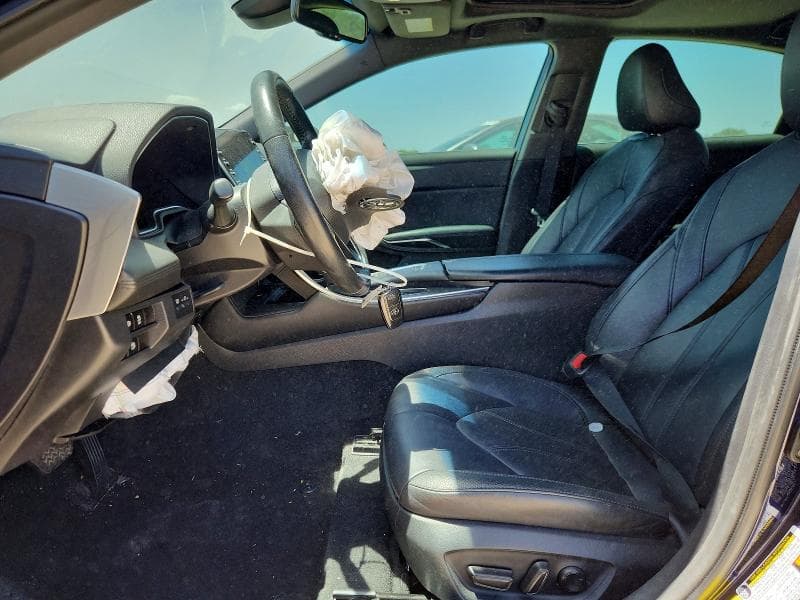 2022 TOYOTA AVALON XLE 14