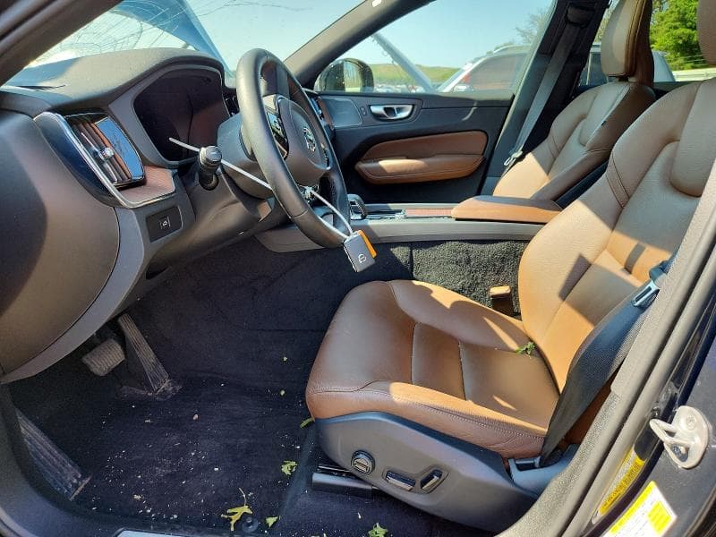 2024 VOLVO XC60 PLUS 7