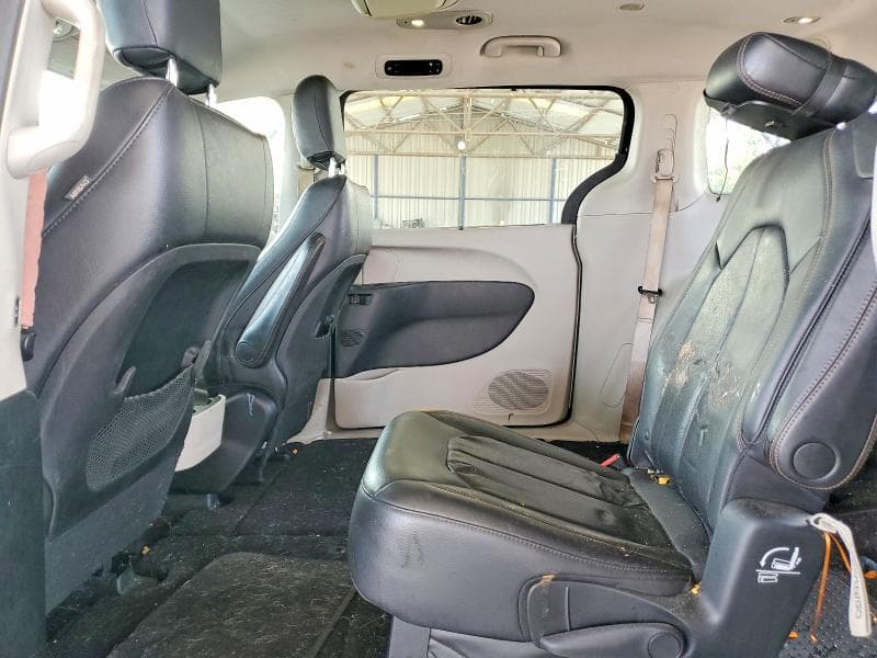 2018 CHRYSLER PACIFICA TOURING L 11