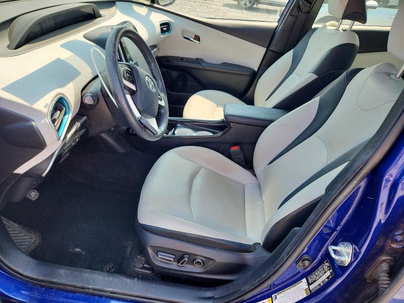 2018 TOYOTA PRIUS FOUR 7