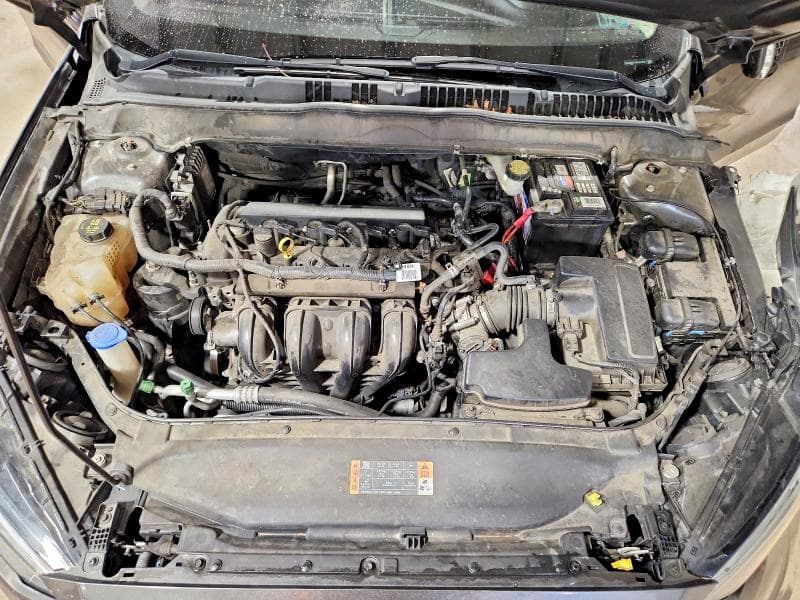 2017 FORD FUSION SE 11