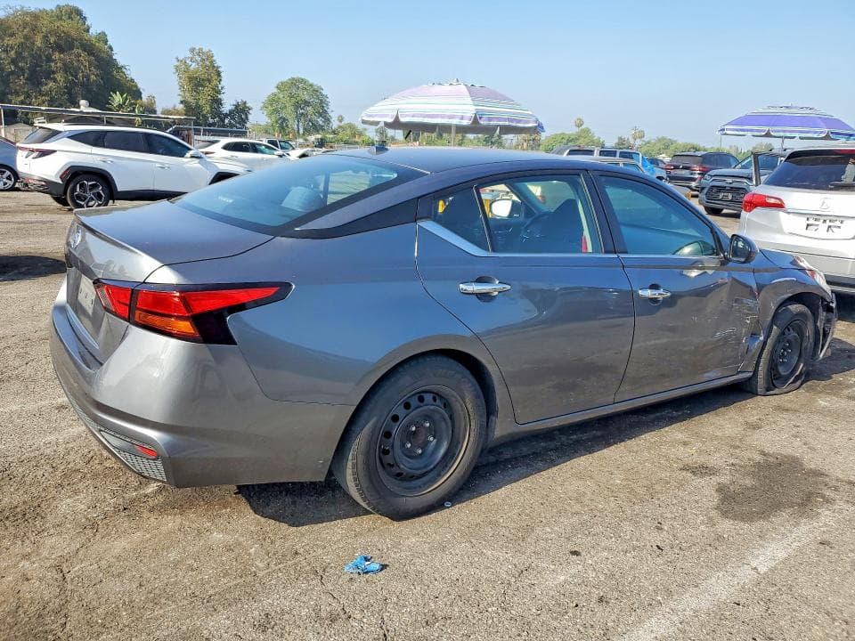 2020 NISSAN ALTIMA S 3