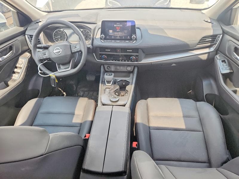 2026 NISSAN ROGUE SV 8