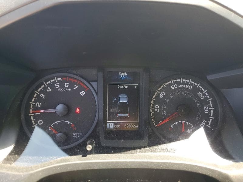 2023 TOYOTA TACOMA SR 9