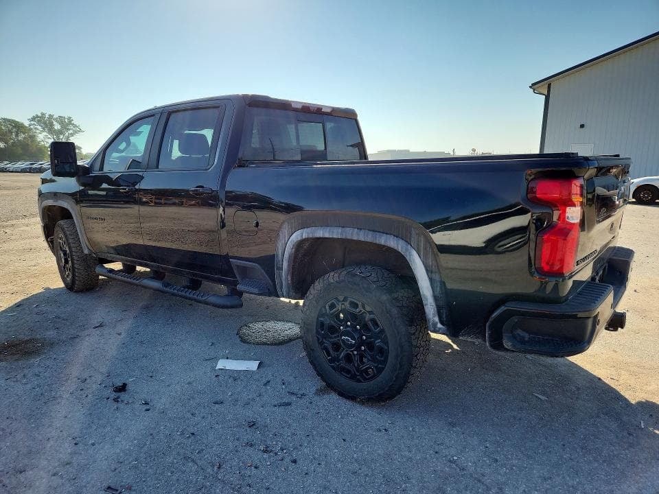 2022 CHEVROLET SILVERADO K2500 HEAVY DUTY LTZ 2