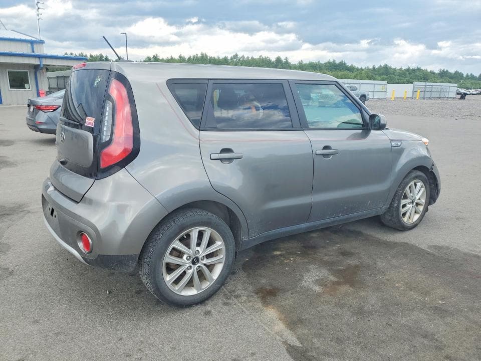 2017 KIA SOUL + 3