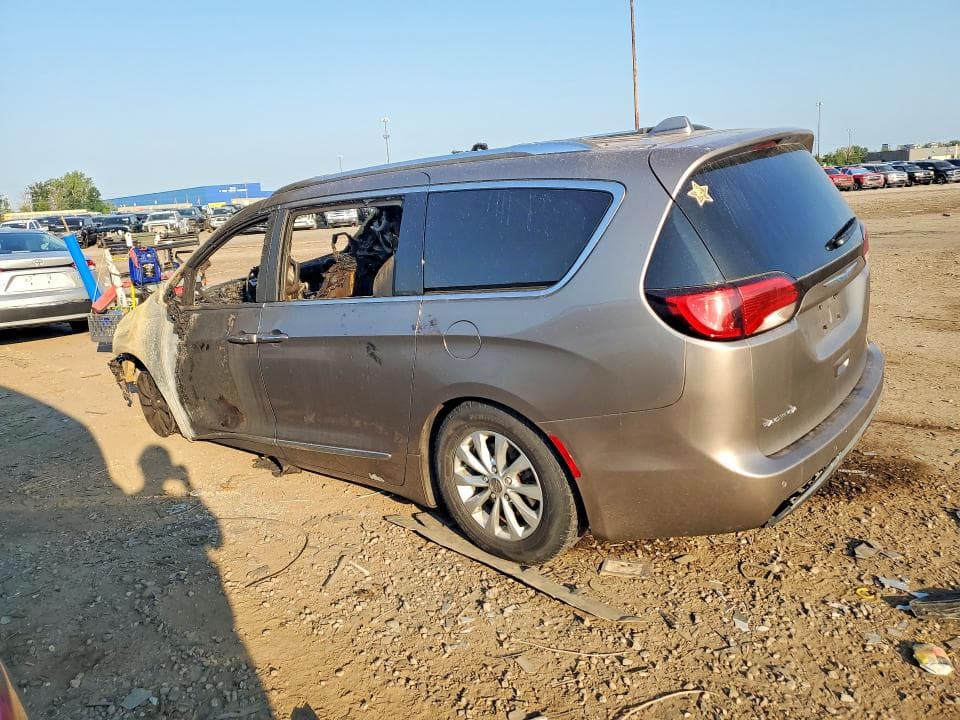 2018 CHRYSLER PACIFICA TOURING L PLUS 2