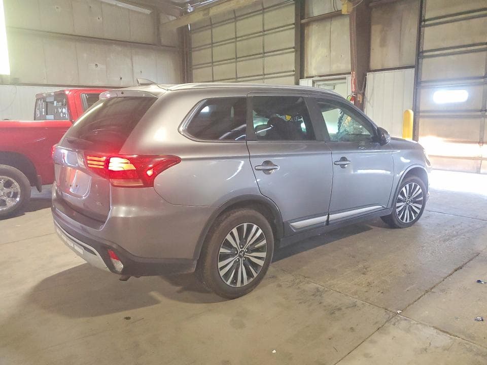 2020 MITSUBISHI OUTLANDER SE 3