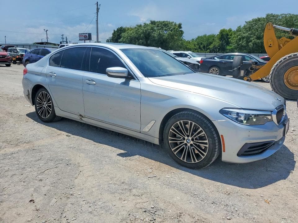 2019 BMW 530 XI 4