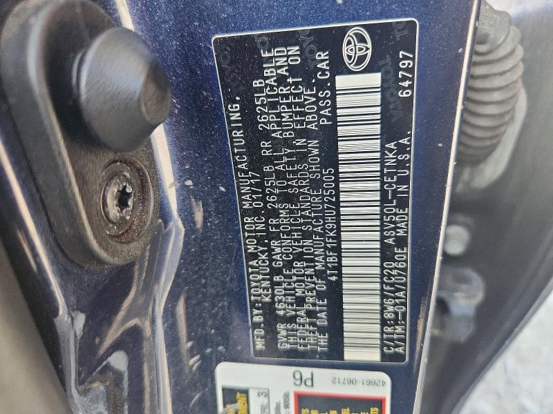 2017 TOYOTA CAMRY LE 12