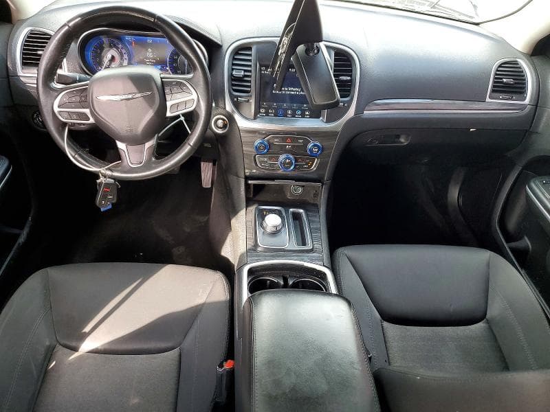 2021 CHRYSLER 300 TOURING 8
