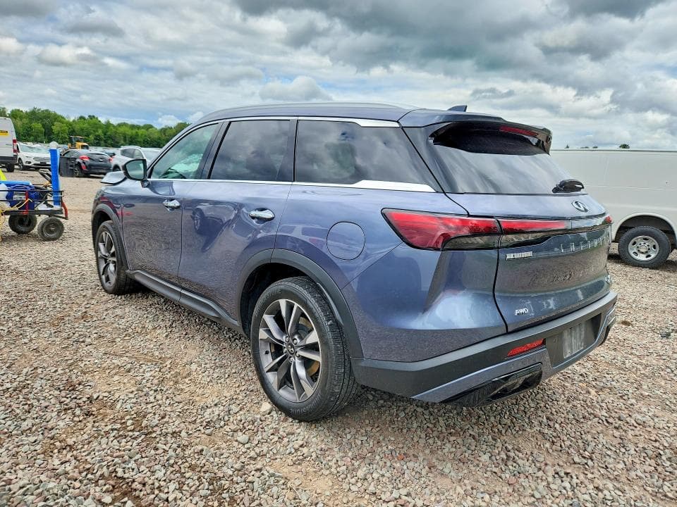 2023 INFINITI QX60 LUXE 2