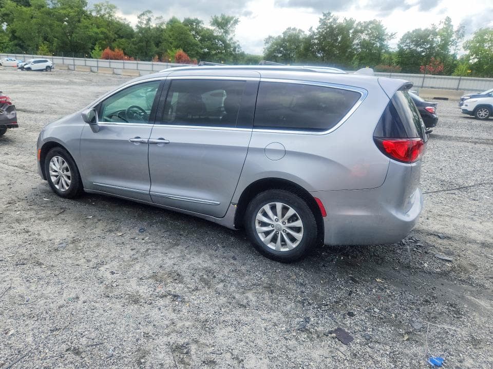 2018 CHRYSLER PACIFICA TOURING L 2