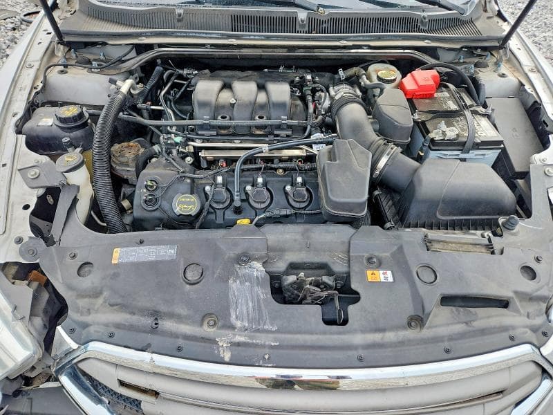2018 FORD TAURUS SEL 11