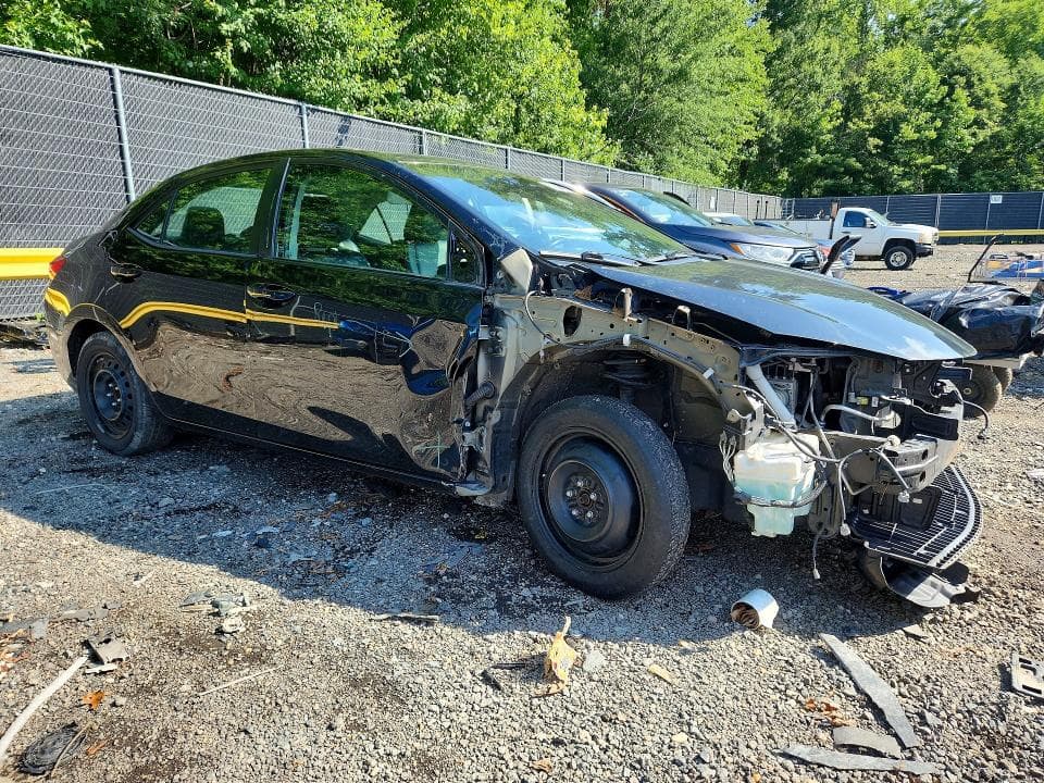 2017 TOYOTA COROLLA SE 4