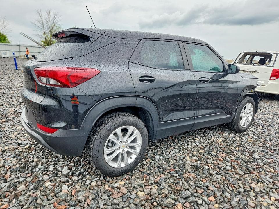2023 CHEVROLET TRAILBLAZER LS 3