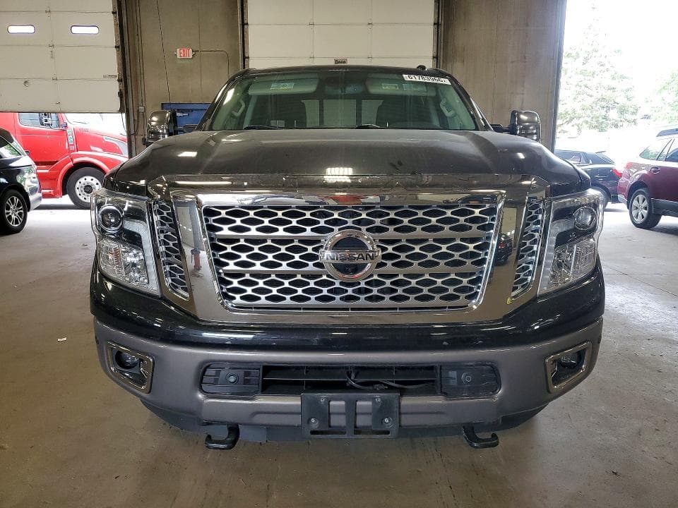 2018 NISSAN TITAN XD S 5