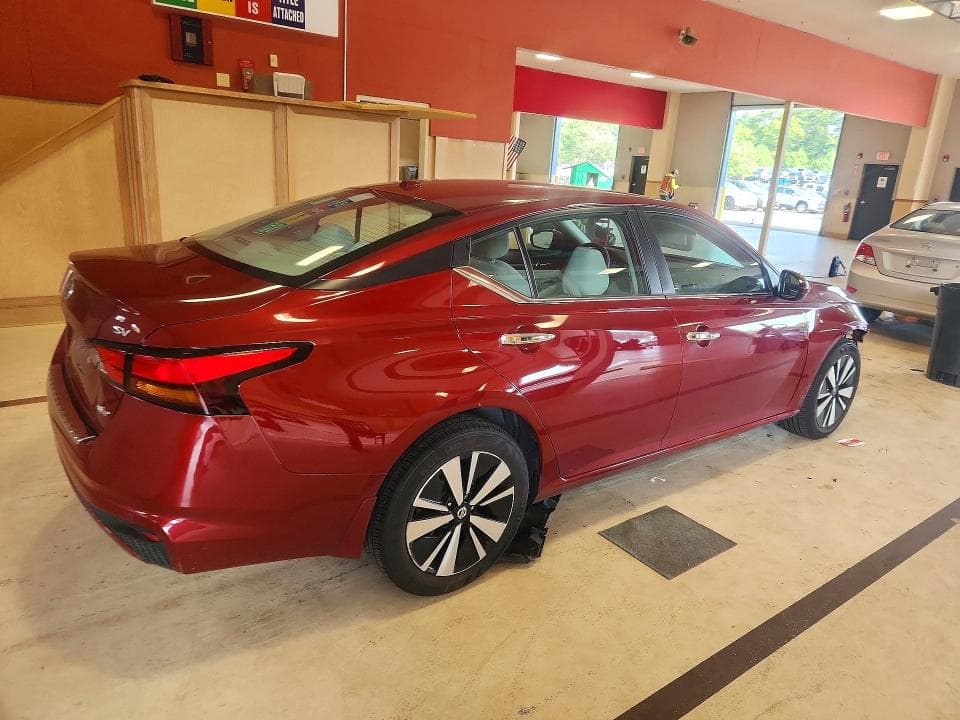 2021 NISSAN ALTIMA SV 3