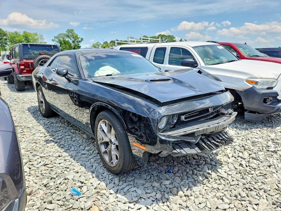 2019 DODGE CHALLENGER SXT 4
