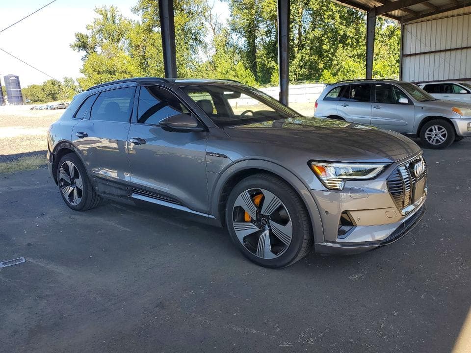 2023 AUDI E-TRON PREMIUM PLUS 4