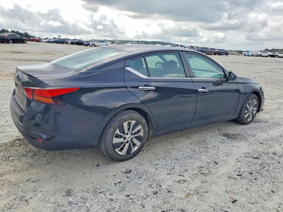 2021 NISSAN ALTIMA S 3
