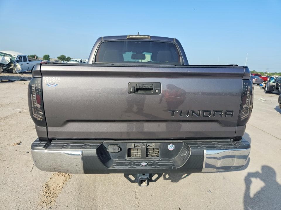 2020 TOYOTA TUNDRA CREWMAX SR5 6