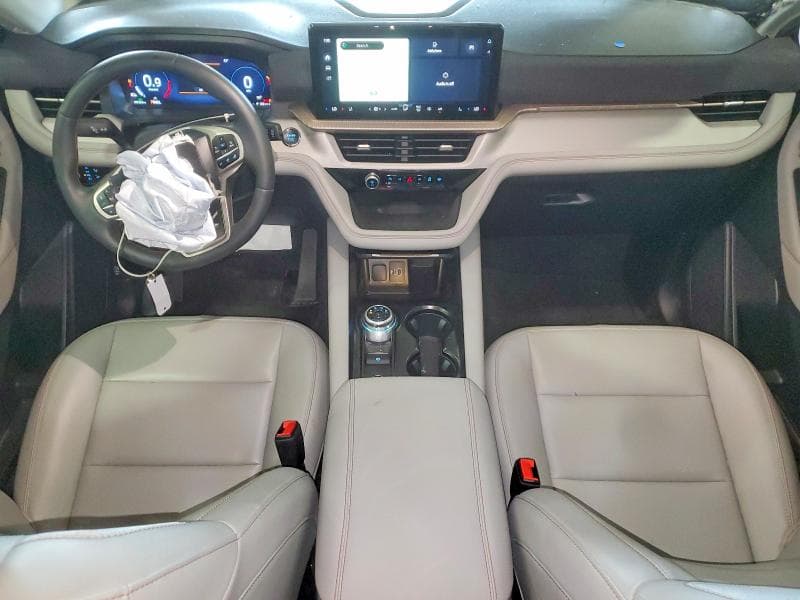 2025 FORD EXPLORER ACTIVE 8