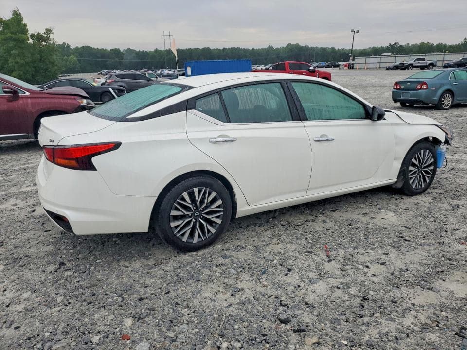 2024 NISSAN ALTIMA SV 3